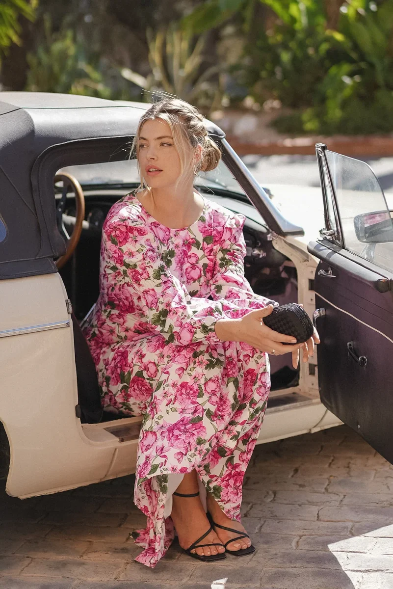 Maria hvit med blomster - Image 4