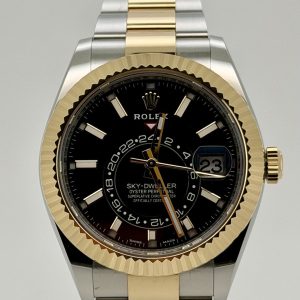 Rolex Sky-Dweller 42 mm – 2022 – Norsk solgt – Komplett