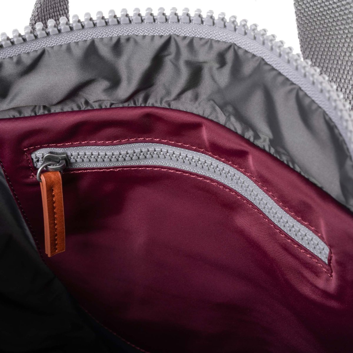 Roka Bayswater B Ryggsekk Med Parpaply 15 Liter Plum - Image 9